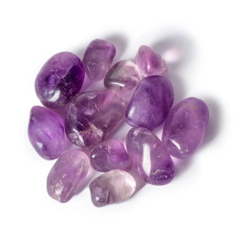Une pierre d'un violet magnifique vendue par Encens et Rituels.